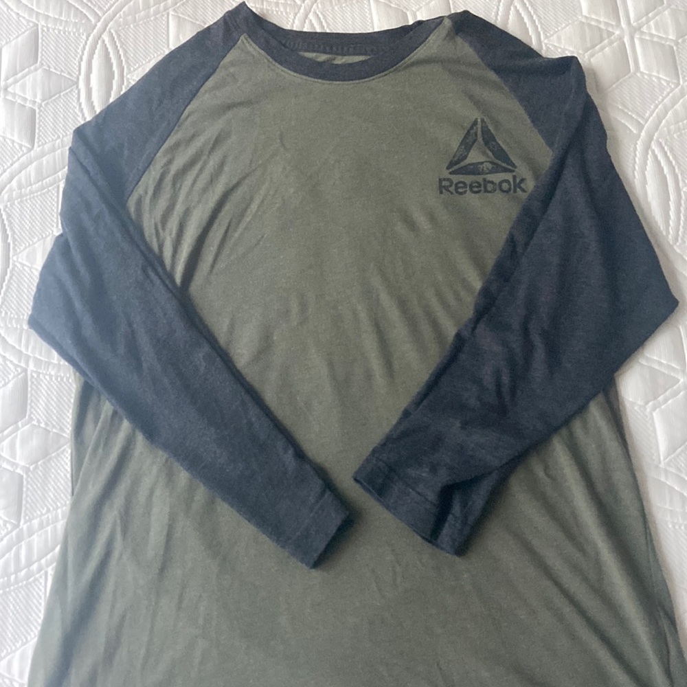 Reebok 3/4 sleeve shirt